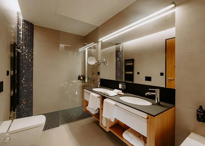 Prior & Energy Hotel 4*